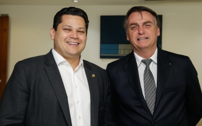 Governo conversará com Congresso; veja as 2 propostas sobre auxílio emergencial