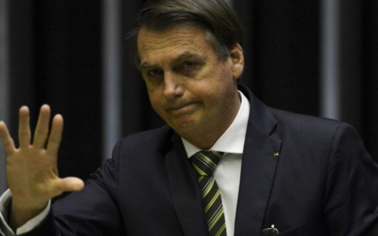 Bolsonaro vai fazer pronunciamento em rede nacional neste domingo (6)