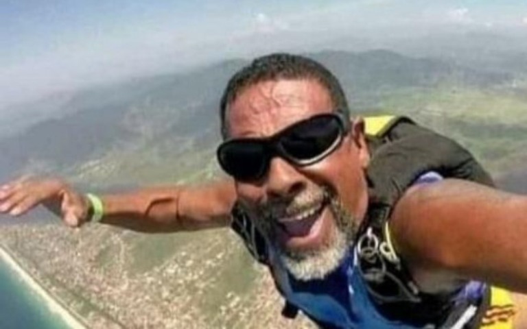 Cabo reformado do Exército morre após saltar de paraquedas no RJ