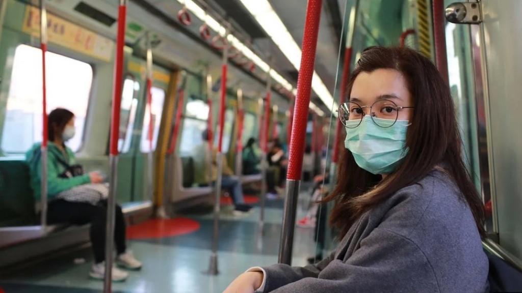 Redução de danos: como se proteger da Covid-19 no ônibus, no trem e no metrô