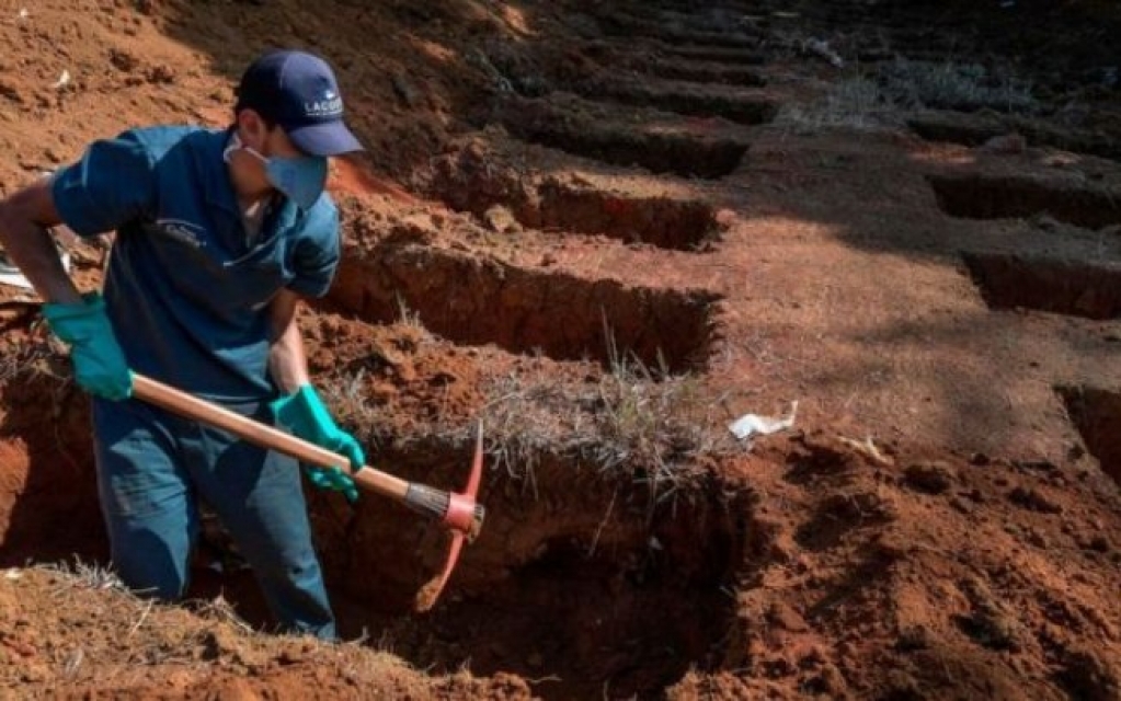 Brasil registra 814 mortes por Covid-19; total é de 131 mil