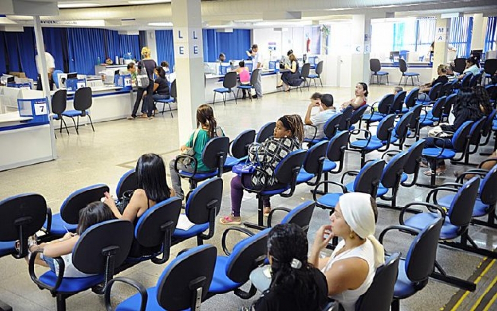 Peritos do INSS não retornam ao trabalho no RJ e serviço é suspenso Peritos do INSS não retornam ao trabalho no RJ e serviço é suspenso