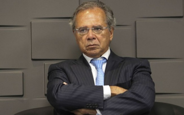 Arroz subiu porque vida dos pobres melhorou, diz Paulo Guedes