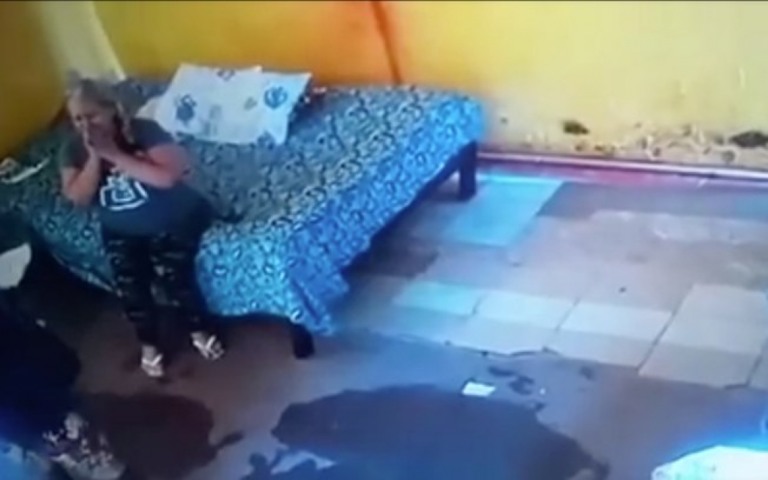 Mulher implora pela vida antes de ser morta em motel; assista vídeo