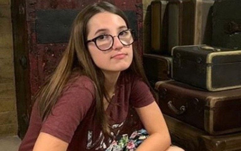 Caso Isabele: adolescente que atirou na amiga é solta um dia após ser internada
