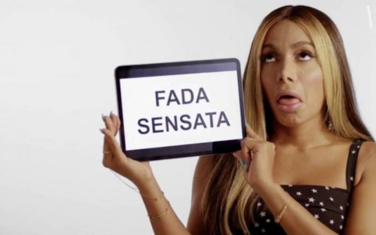 Careta de Anitta ao falar o que é "fada sensata" divide opiniões: "Sem motivos"