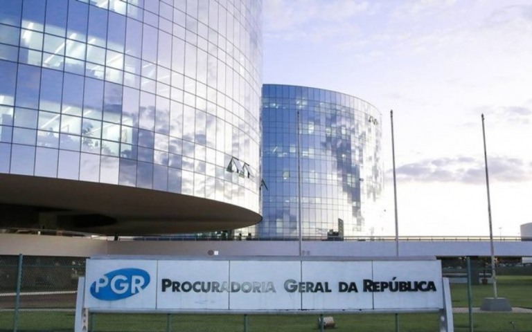 Fim de salários vitalícios para ex-governadores: veja o pedido da PGR