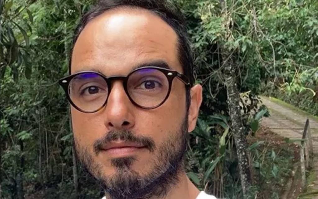 Ator cobra pagamento atrasado da Record: "Estou pedindo dinheiro na internet"