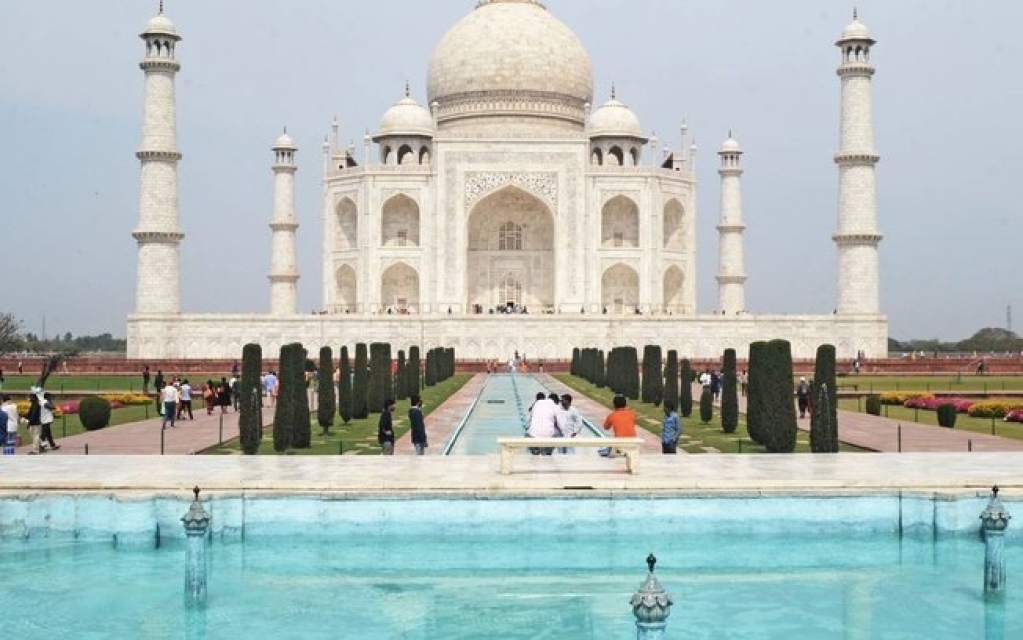 Após seis meses, Índia reabre Taj Mahal para visitantes