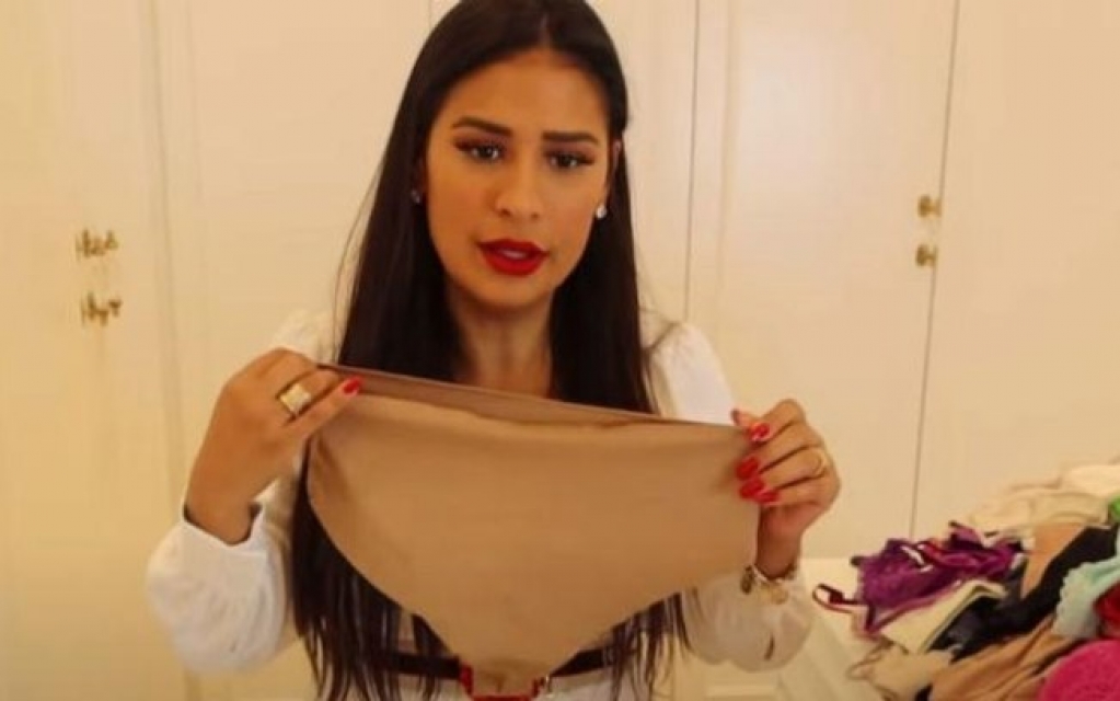 Simone diz que odeia usar calcinha: "Gosto da minha bichinha voando" Simone diz que odeia usar calcinha: "Gosto da minha bichinha voando"