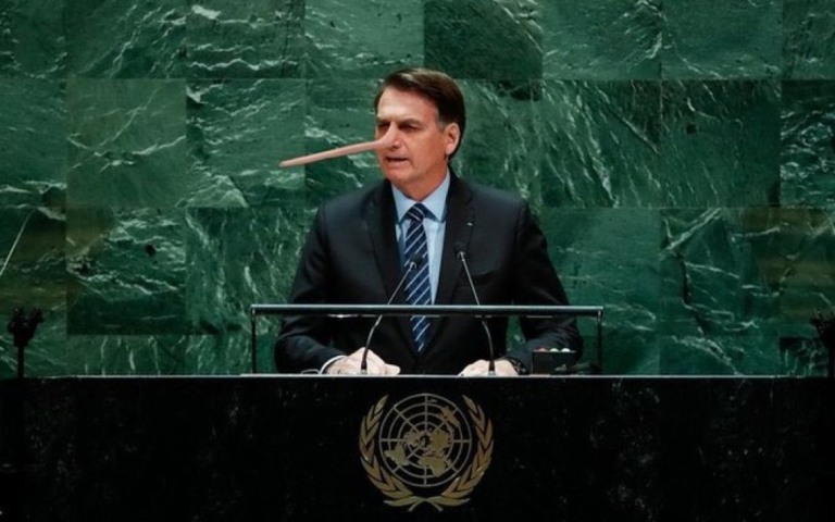 Auxílio de mil dólares? Faça as contas e confira as reações à fala de Bolsonaro