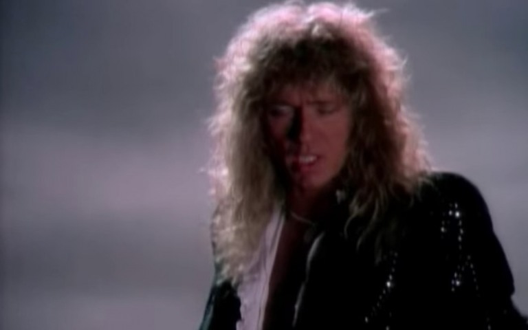 Whitesnake: clássico "Is This Love" de 1987 ganha nova versão no YouTube