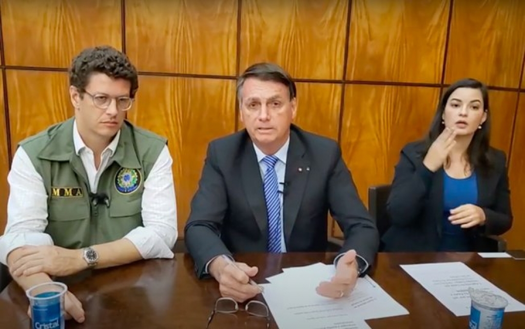 Auxílio de mil dólares: Bolsonaro diz que arredondou o valor no discurso na ONU Auxílio de mil dólares: Bolsonaro diz que arredondou o valor no discurso na ONU