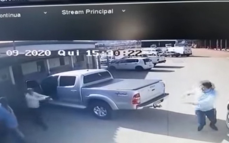 Irmão de prefeito atira e mata candidato a vereador após live; veja vídeo