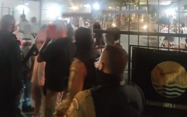 Covid-19: Festa de casamento com 100 convidados é interrompida