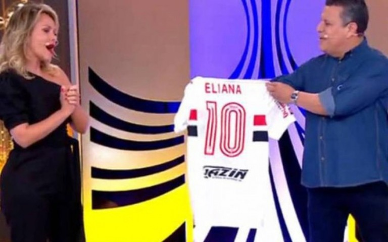 Eliana rebate críticas sobre sua participação na transmissão da Libertadores
