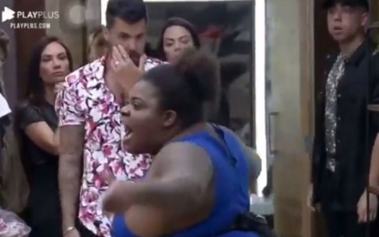 "A Fazenda 12": Jojo Todynho passa mal e internautas culpam Juliano