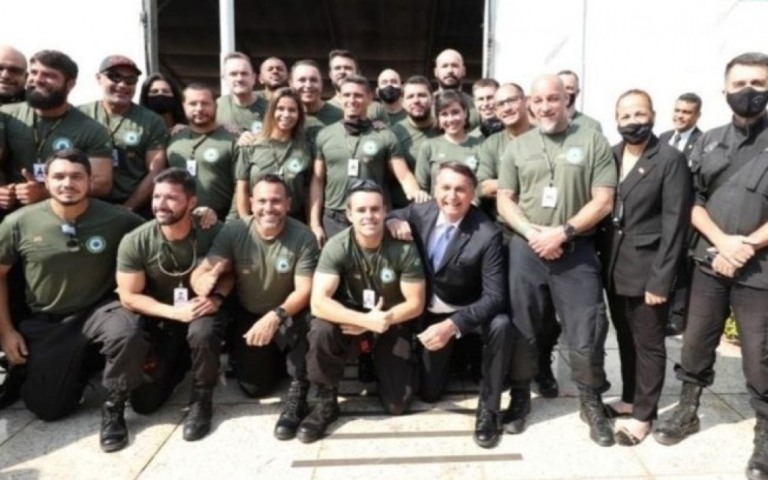Bolsonaro diz que governo abrirá concurso para 2 mil policiais federais em 2021