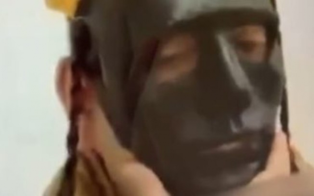 Blackface: professor se desculpa por usar máscara, e Santa Casa abre sindicância