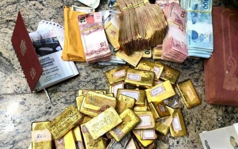 PF apreende 4 aviões e 15 milhões em ouro de garimpos clandestinos no Pará