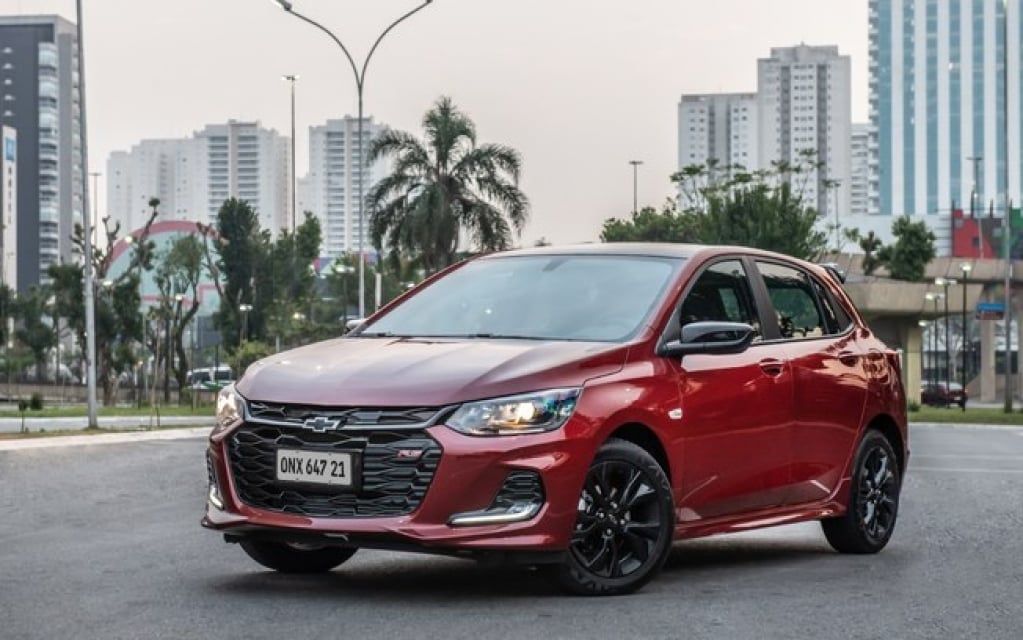 Chevrolet Onix volta para a ponta na 1ª quinzena de outubro