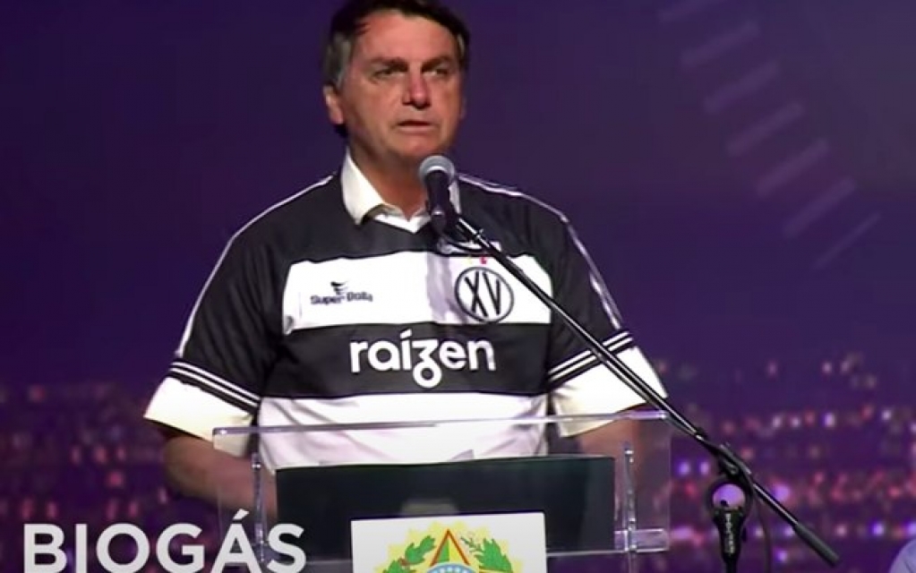 Cada vez mais acredito no trabalho de Guedes, diz Bolsonaro sobre retomada em V