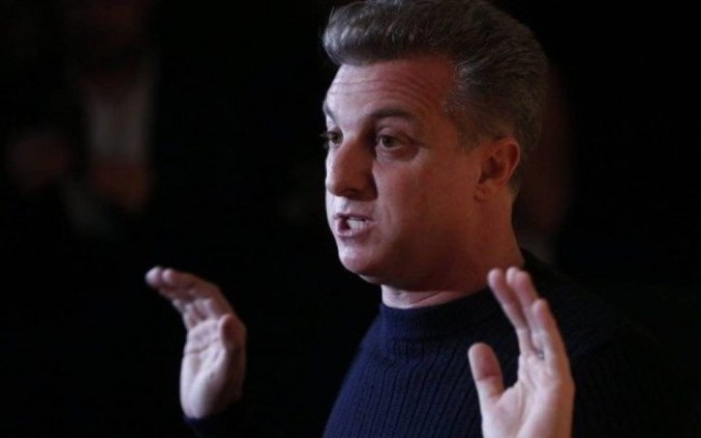Internautas repararam que Luciano Huck apagou foto com Robinho