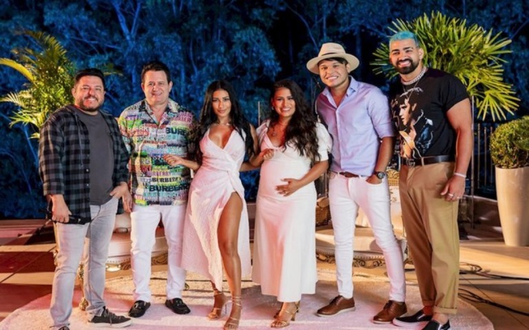 Simone e Simaria gravam novo DVD durante feriado com participações especiais