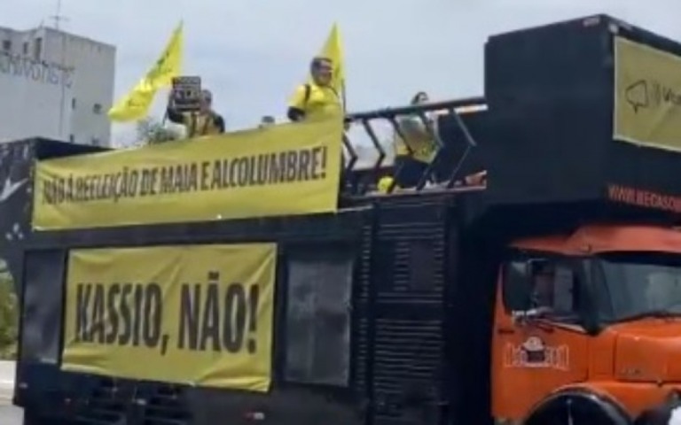 Manifestantes fazem carreata contra "acordão pela impunidade" no DF; assista
