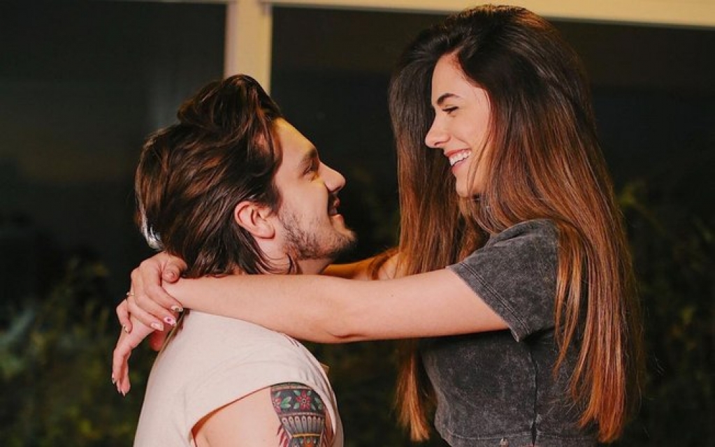Jade Magalhães recebe apoio de famosos após fim de noivado com Luan Santana Jade Magalhães recebe apoio de famosos após fim de noivado com Luan Santana
