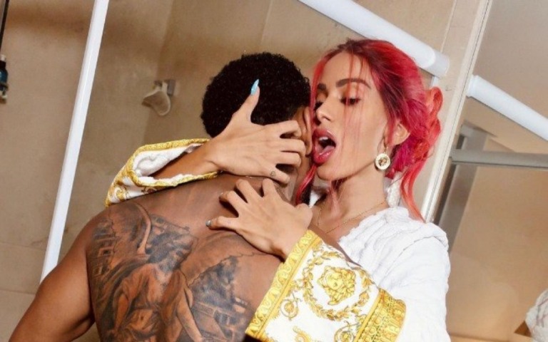 Anitta faz poses ousadas com Nego do Borel e vira alvo de críticas na web Anitta faz poses ousadas com Nego do Borel e vira alvo de críticas na web