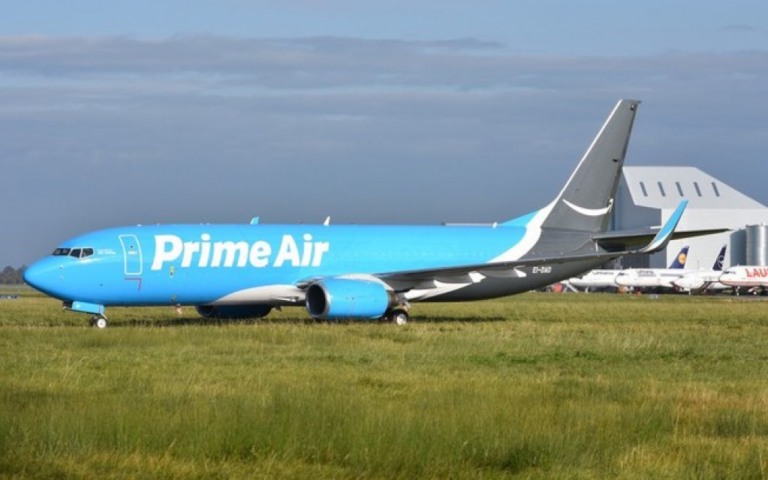 ASL Airlines converte Boeing 737 para voos cargueiros