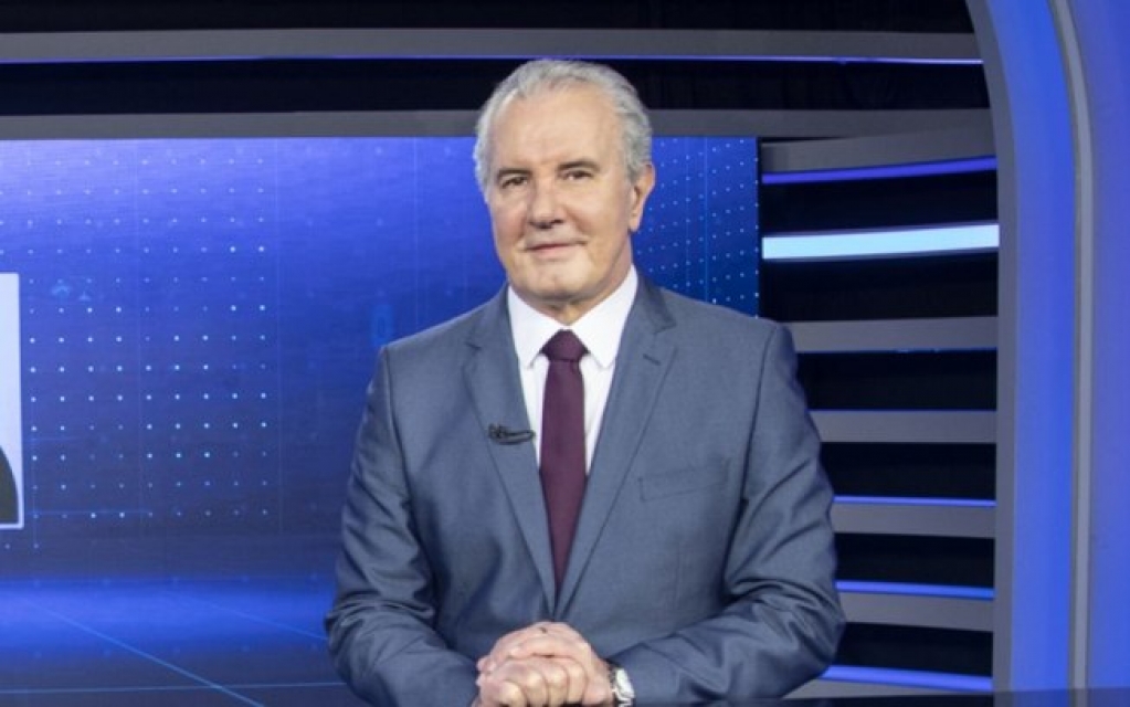 Em meio à pandemia, jornalistas idosos da Record voltam ao trabalho Em meio à pandemia, jornalistas idosos da Record voltam ao trabalho