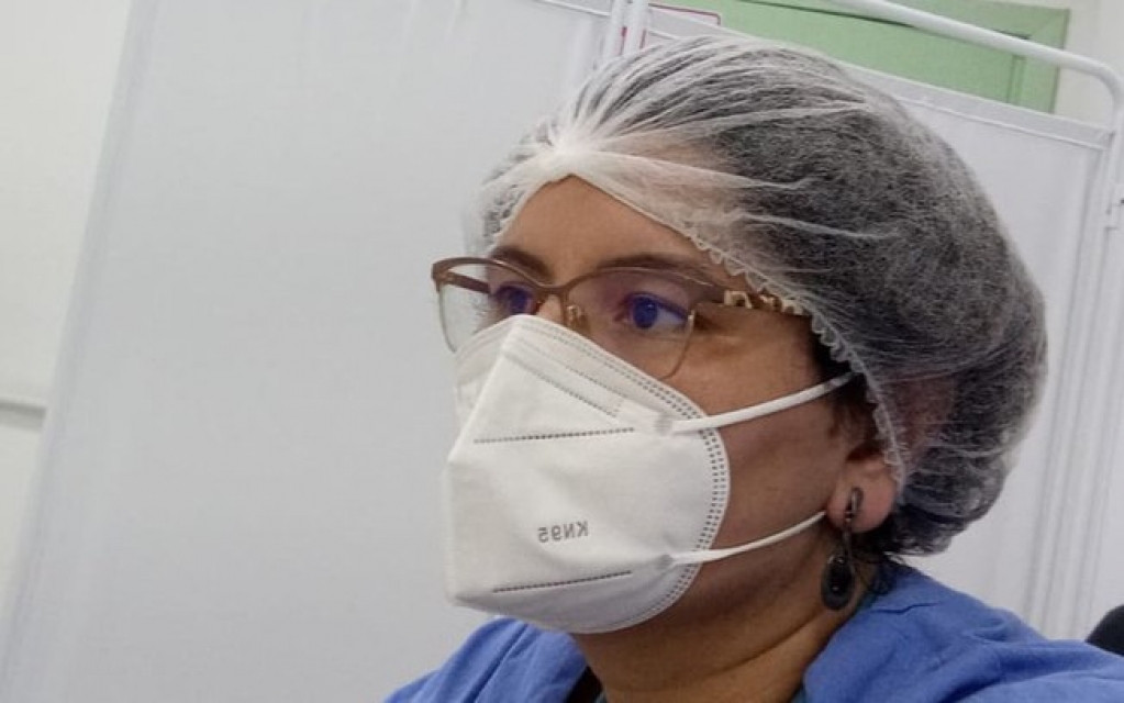 "Adoecemos cuidando de doentes, não porque fomos ao shopping", diz médica