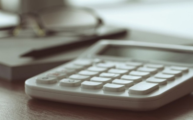 Selic: Copom decide manter taxa básica de juros em 2% ao ano; entenda