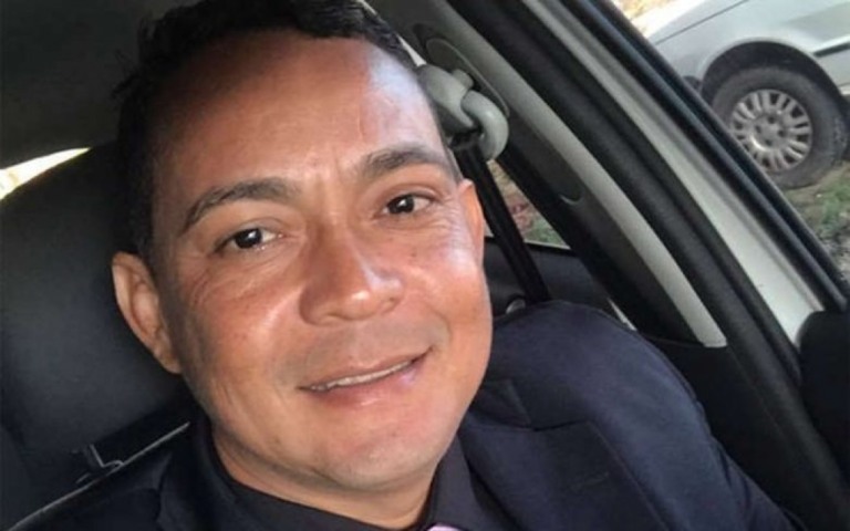 Veredor que criticou parada gay é preso por estuprar adolescente
