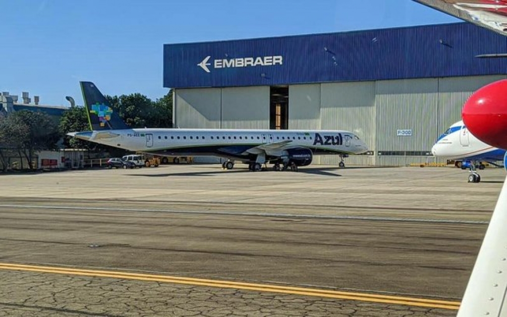 Azul recebe mais um Embraer 195-E2