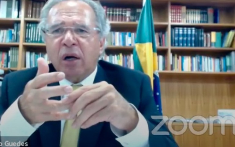 Guedes critica Febraban: "casa de lobby que financia ministro gastador"