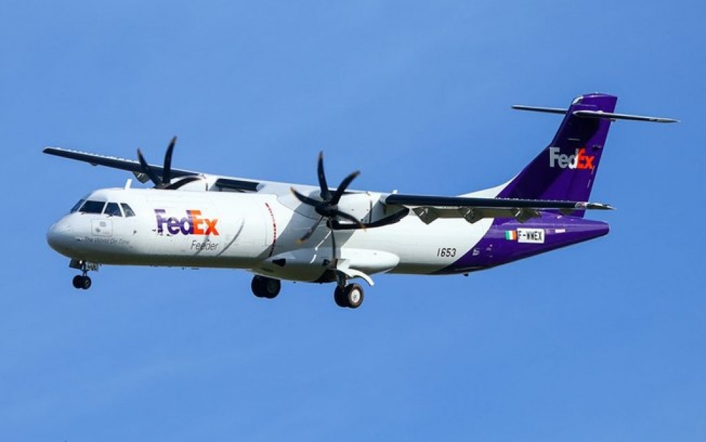 Primeiro ATR 72-600F é visto com as cores da FedEx Primeiro ATR 72-600F é visto com as cores da FedEx