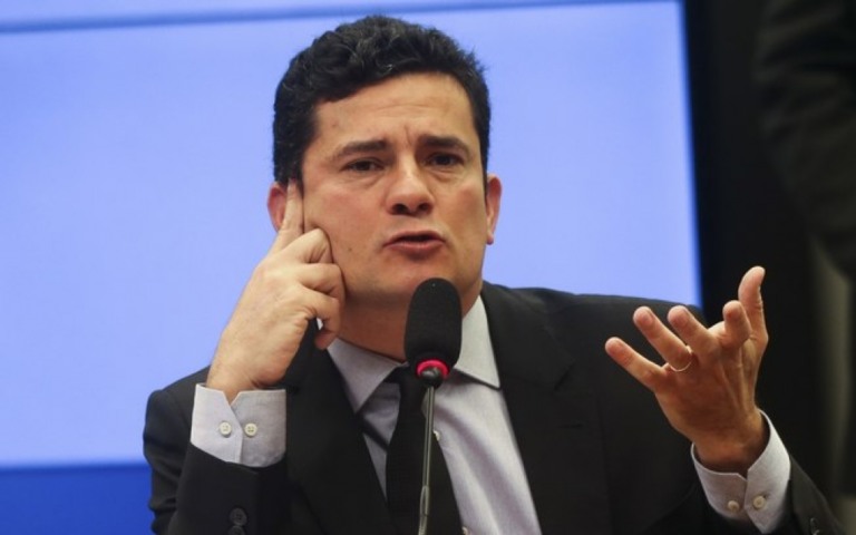 Kataguiri convida Moro para jogar Among Us, que provoca: "é como no Brasil?"