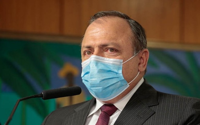 Eduardo Pazuello testa negativo para Covid-19 e é liberado de hospital militar