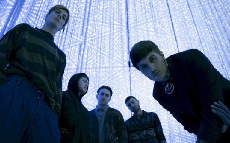 Bring Me The Horizon lança novo EP "Post Human: Survival Horror"