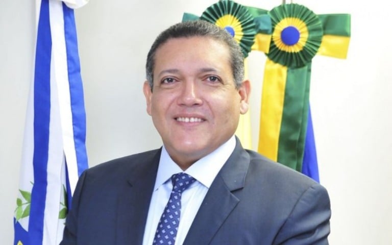 Indicado de Bolsonaro, Kassio Nunes toma posse como novo ministro do STF