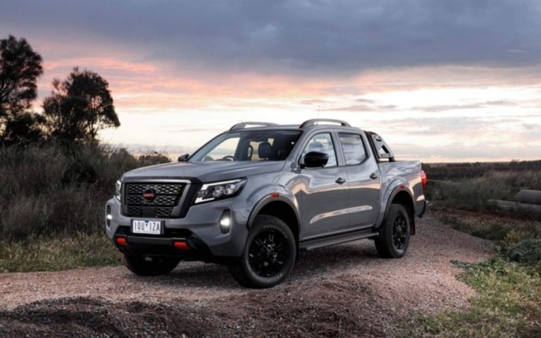 Nissan Frontier aparece com visual renovado e mais equipamentos