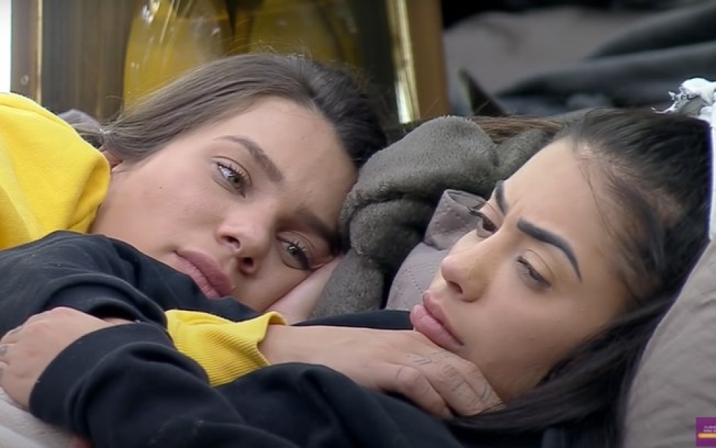 "A Fazenda 12": Mirella diz se arrepender de formar grupo com Biel e Juliano "A Fazenda 12": Mirella diz se arrepender de formar grupo com Biel e Juliano