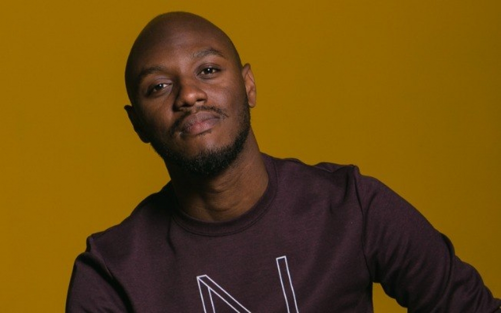 Apresentador Ad Junior estreia série "Futuro Negro" no YouTube Apresentador Ad Junior estreia série "Futuro Negro" no YouTube