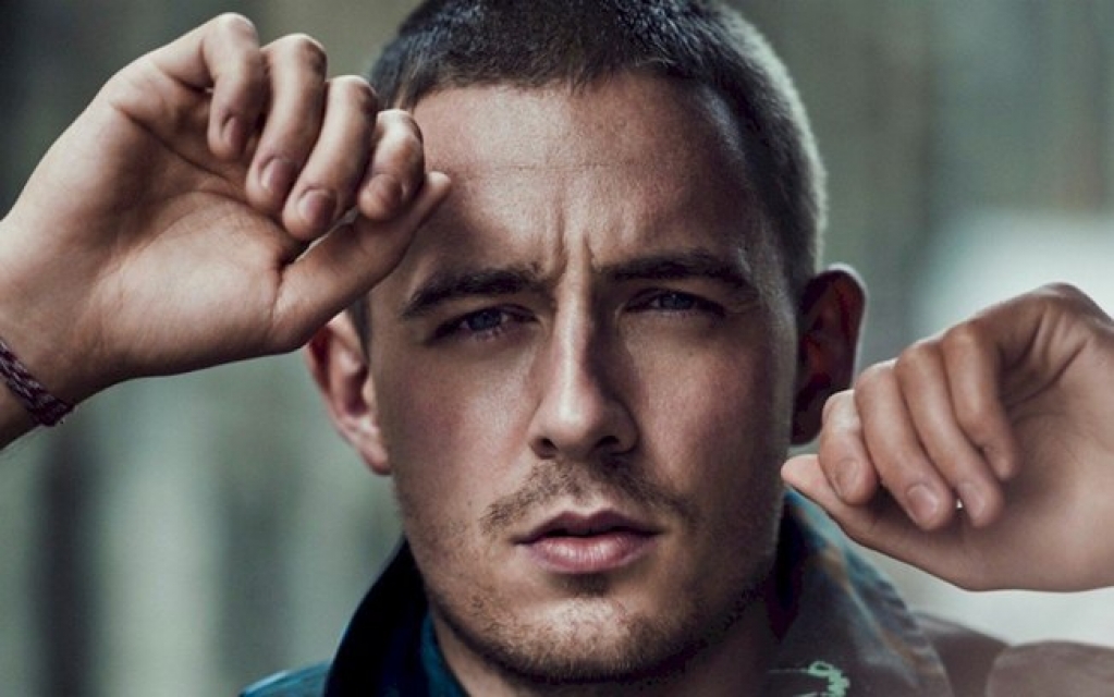 Dermot Kennedy lança a nova versão de "Without Fear: The Complete Edition" com inéditas Dermot Kennedy lança a nova versão de "Without Fear: The Complete Edition" com inéditas
