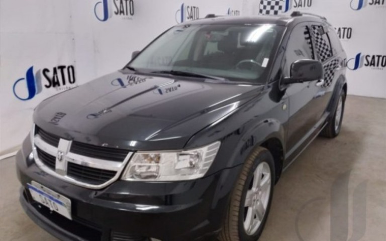 Leilão oferece Dodge Journey com lances a partir de R$ 16.500