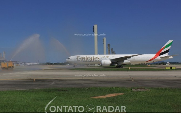 Emirates registra perdas de 3,8 bilhões de dólares