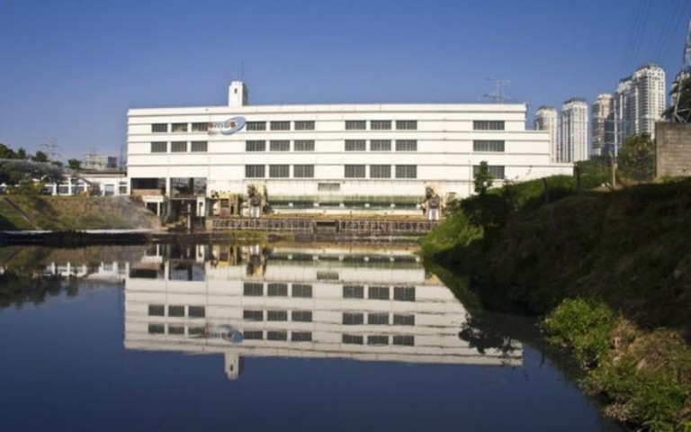 Governo de SP assina concessão para novo empreendimento no rio Pinheiros